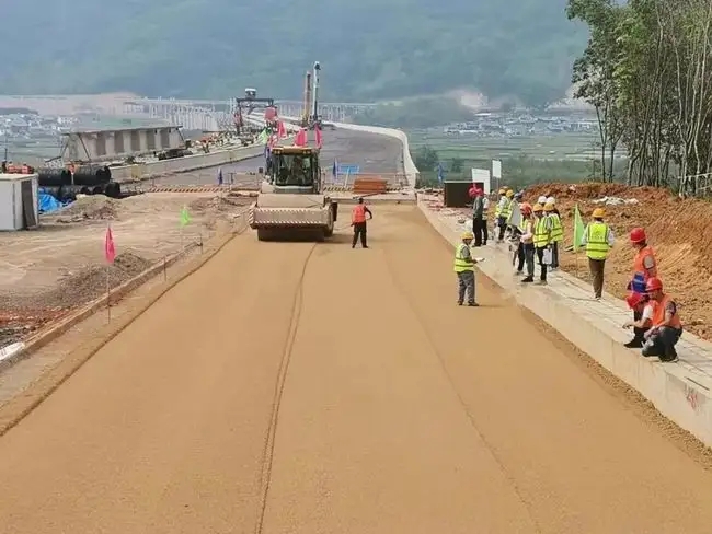 鹤壁路基工程